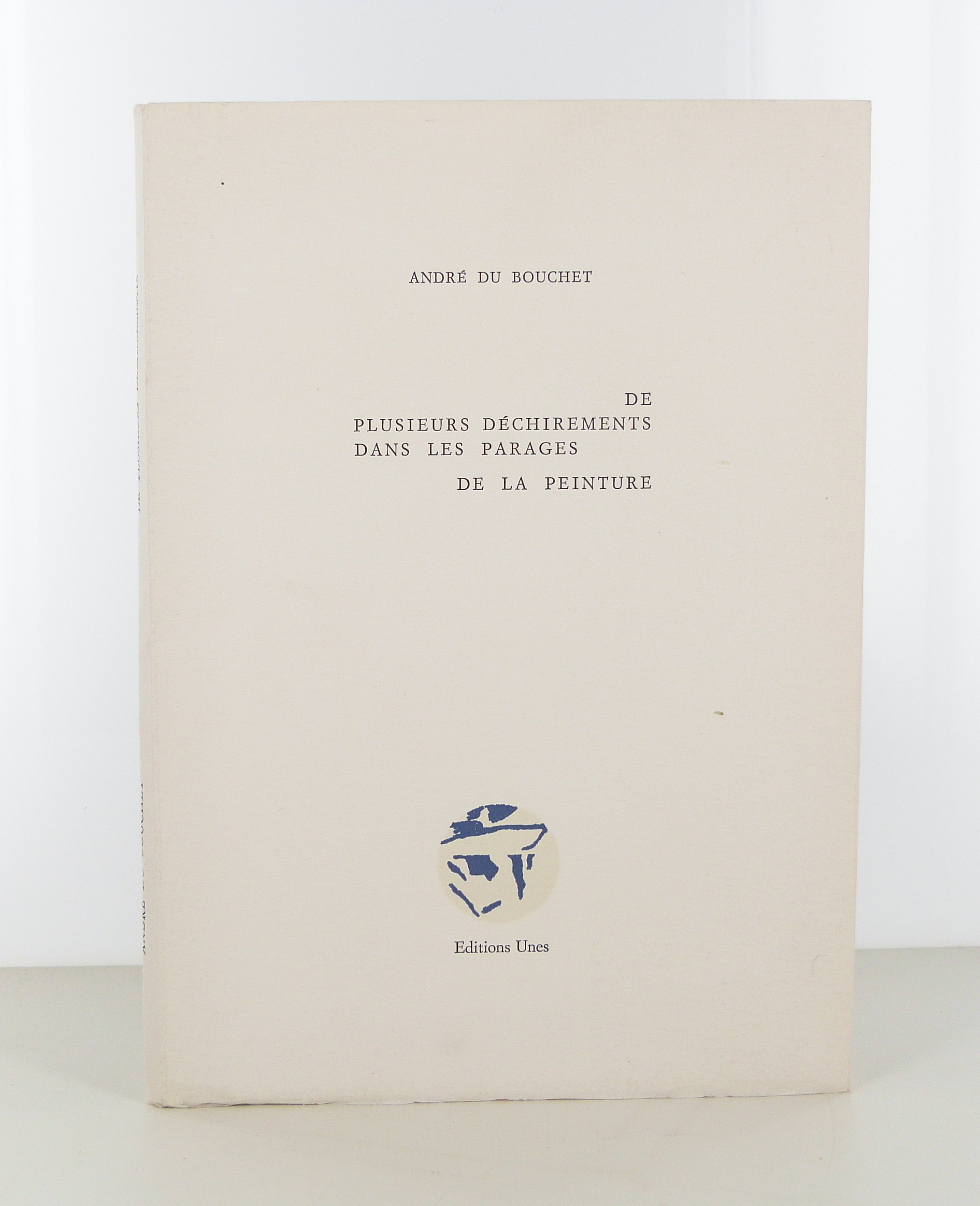 De plusieurs déchirements dans les parages de la peinture