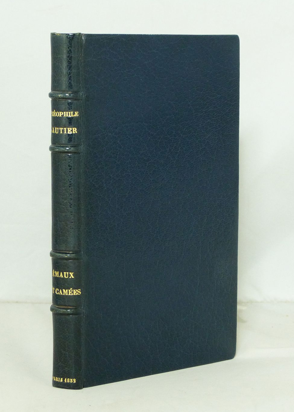 Émaux et camées