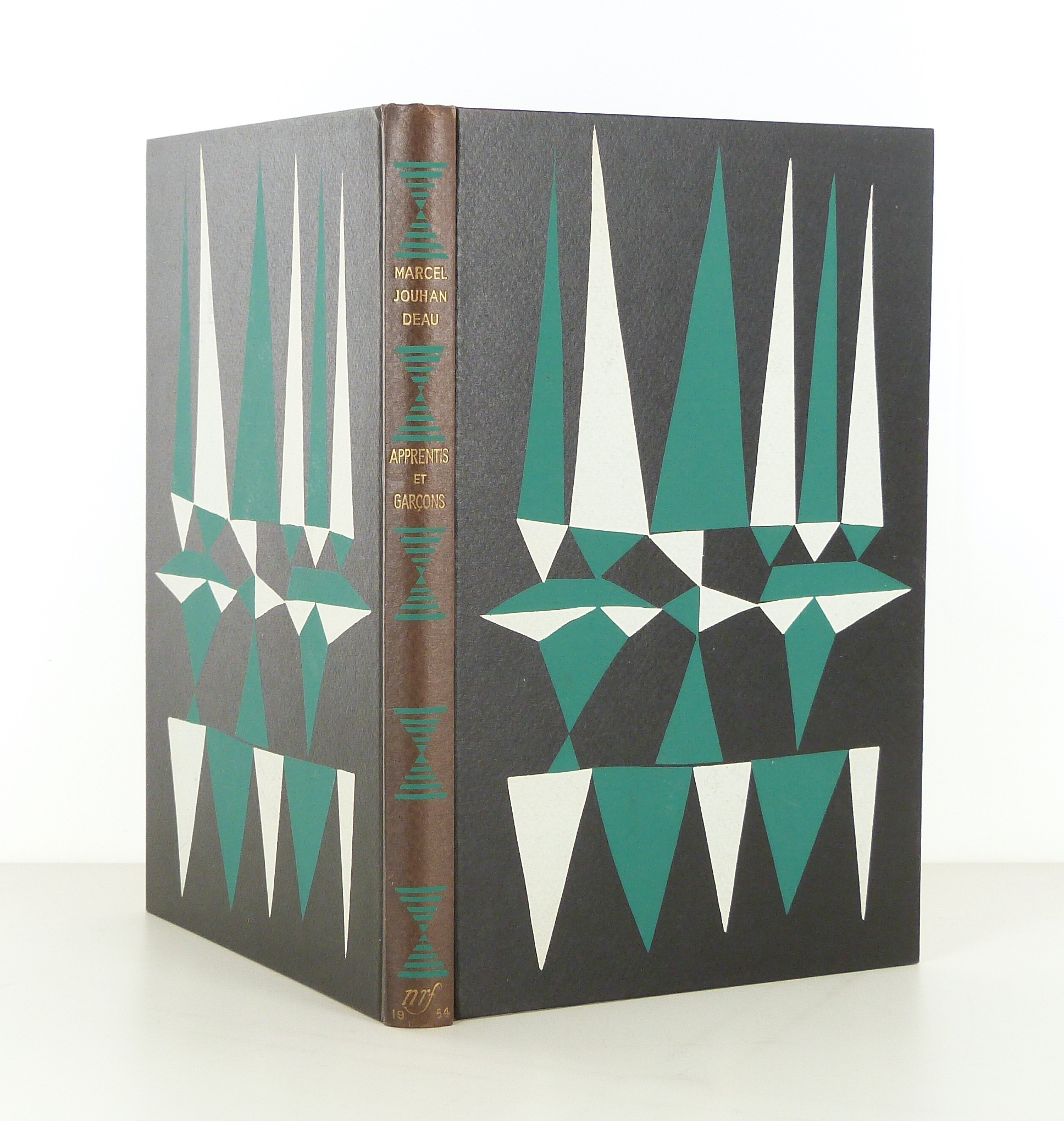 Mémorial IV. Apprentis et Garçons