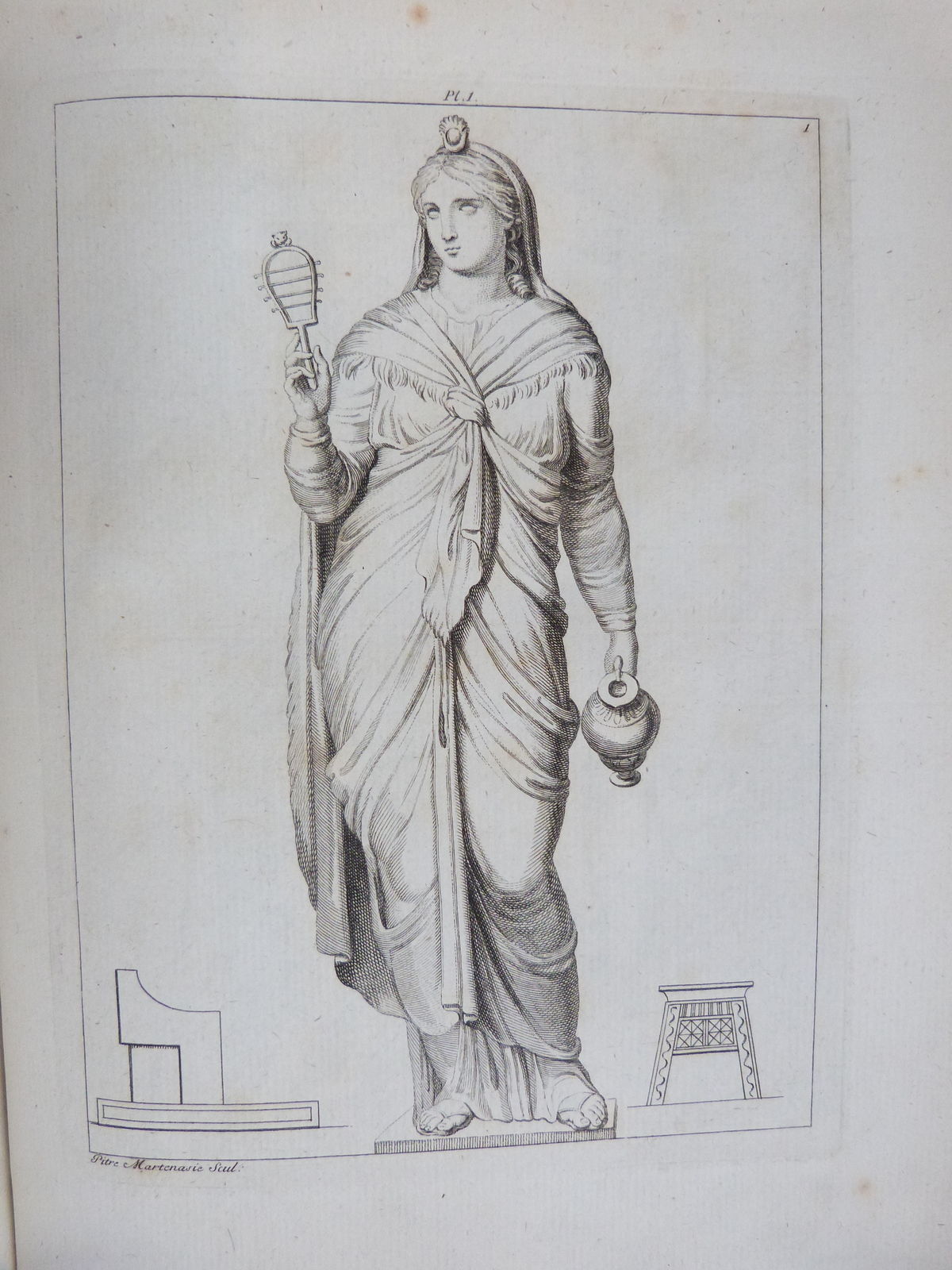 Le costume ou essai sur les habillements et les usages de plusieurs peuples de l’Antiquité prouvé par les monuments