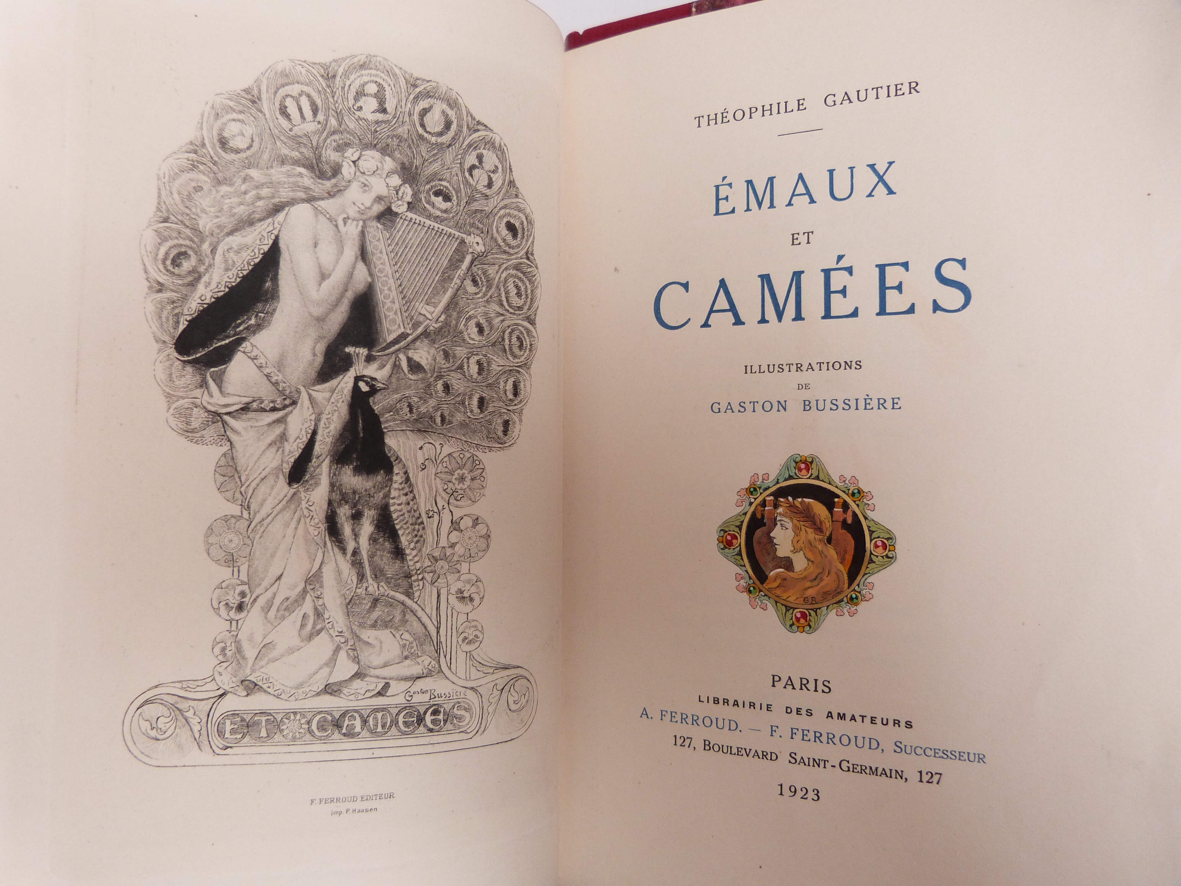 Emaux et camées